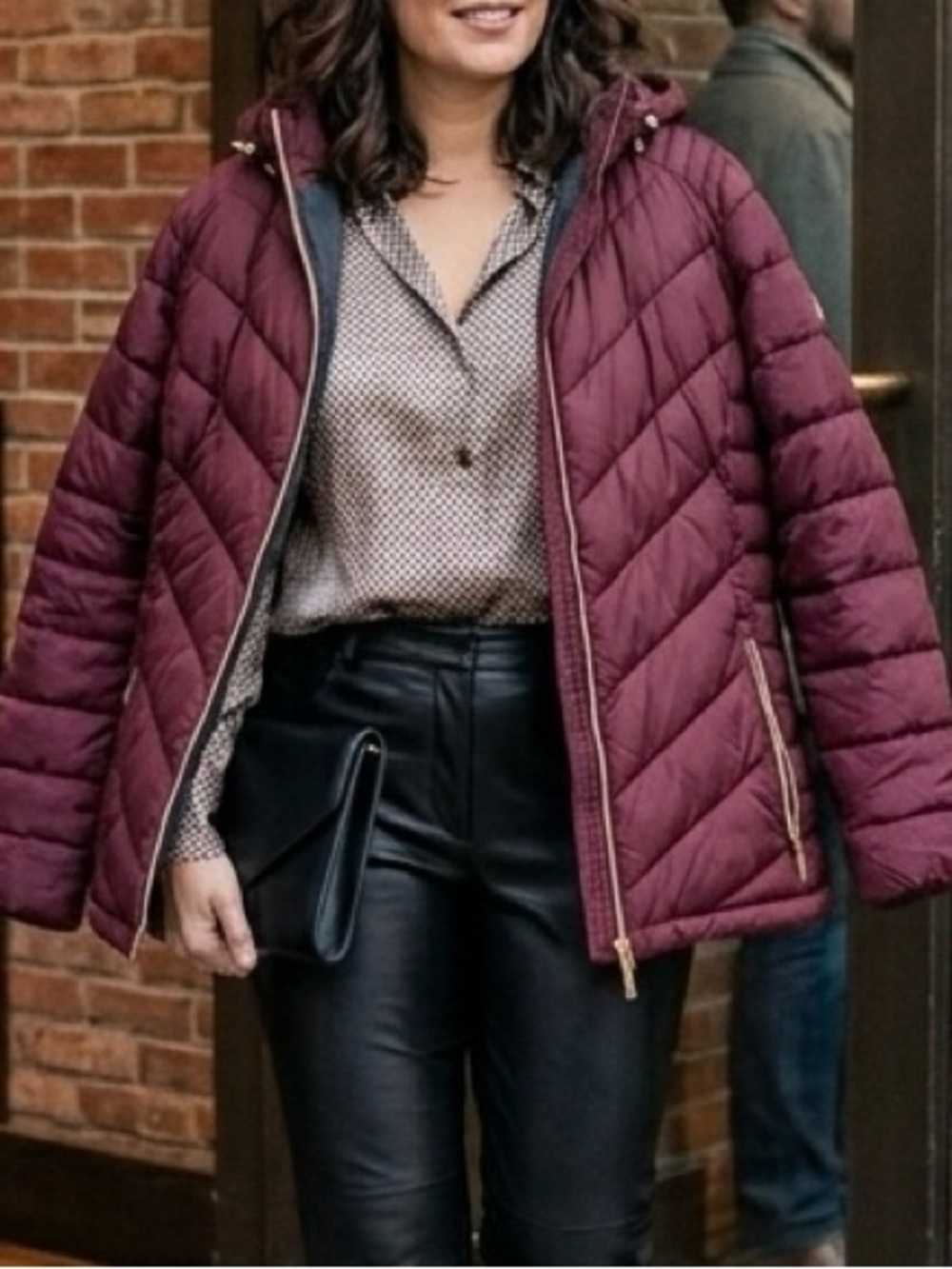 Michael Kors Burgundy Packable Down Fill Puffer Jacket Hooded Women’s L - Picture 2 of 6